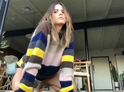 Shelley Hennig Mulher Deus Da Beleza Mulheres Bonitas