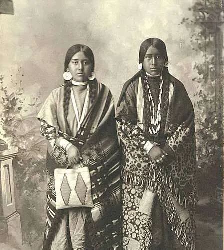 the role of women in traditional native american societies