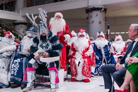 Деды Морозы со всей России в Новосибирске