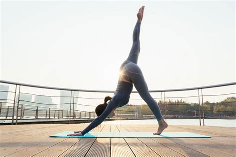 Yoga Wichtige Fakten Und Die Besten Tipps Für Den Einstieg Glamour