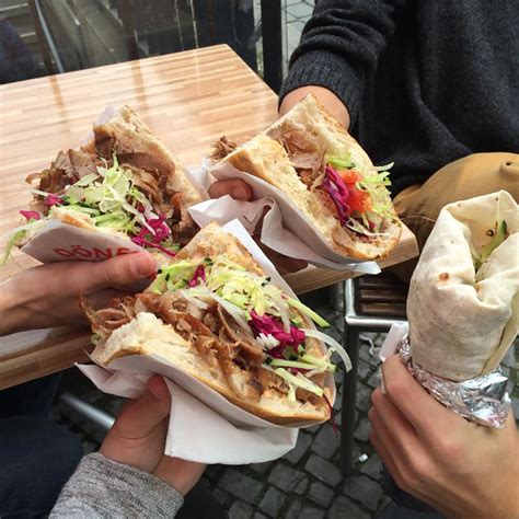 It was laid out in 1900. Wo gibt's die besten Döner in Berlin? - Teil 2 - renk.