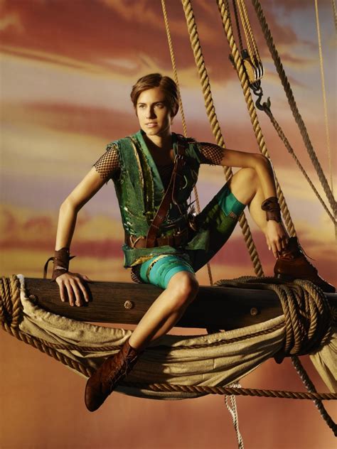 First Photo See Actress Allison Williams As Peter Pan
