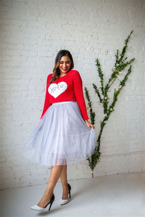 16 Valentine Galentine S Day Outfit Ideas Amy Bjorneby Valentines