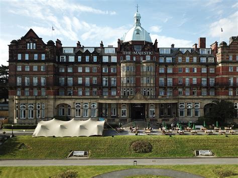 Room is clean, bed is comfortable, water presure is right, facilities functioning well & staff are friendly . Harrogate hotel erects giant marquee for an al fresco and ...