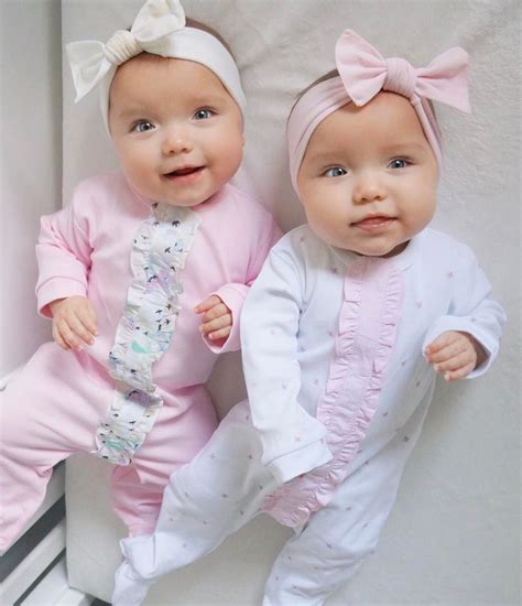 💜total Cuteness In Twos💛luv It💙💚🧡💛💜 Twin Baby Girls Taytum And