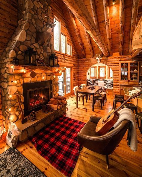 Silent Home Decor Cozy Winter Cabin With Images Cabin Interiors