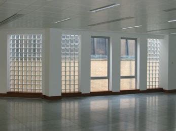 glass block desain rumah minimalis
