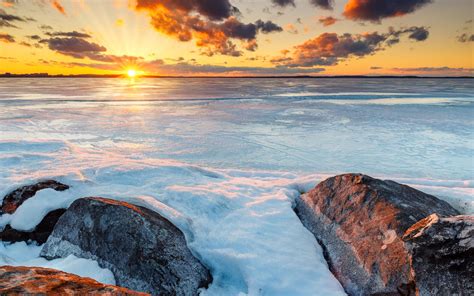 Download Wallpaper 3840x2400 Horizon Sunset Stones Ice Snow 4k