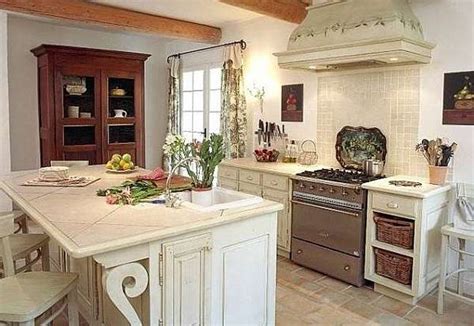 Country French Kitchen Decor Combines Charm And Rustic Beauty