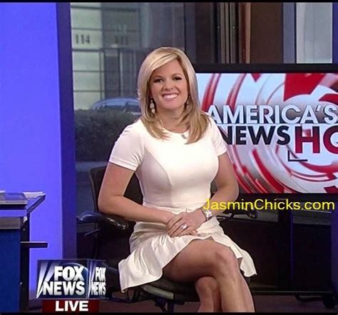 Elizabeth Pram Fox News Actresses Gorgeous Women News Anchor