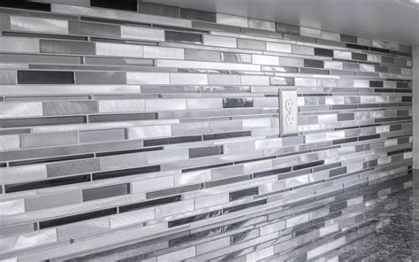 Use this guide to the hottest 2020 kitchen flooring trends. Backsplash Trends for 2020 - Revival Home Renovations