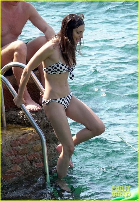 Phoebe Tonkin And Bella Heathcote Bare Bikini Bods In Capri Photo