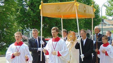 Sspx Largest Corpus Christi Procession In 50 Years District Of Canada