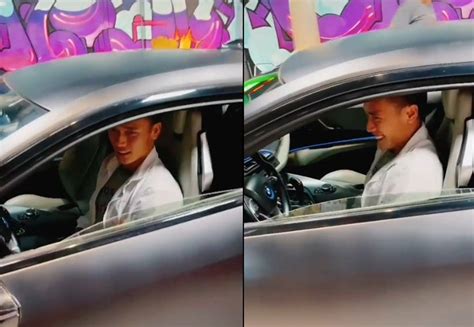 Theo đó, bùi tiến dũng sẽ hốt bạc khi kiếm hàng nghìn đô tiền bản quyền hình ảnh. Thủ môn Bùi Tiến Dũng bán xe Mercedes GLC 250 được tặng ...