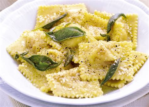 Ricotta And Spinach Ravioli Recipe Download Printable Recipe Ravioli With Butter And Sage