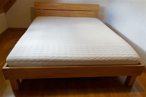 Metallbett mit matratze 140x200 weiß bettgestell design bett schlafzimmer metall. Bett mit Matratze (160 x 200cm) kaufen auf Ricardo