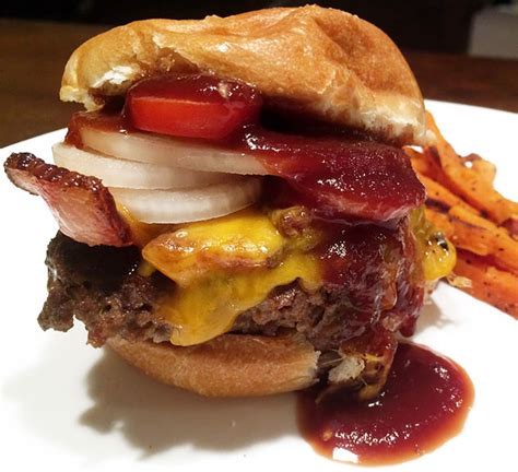Heat the oil in a pan or griddle over high heat. 10 Awesome Venison Burgers You Can't Get at IHOb
