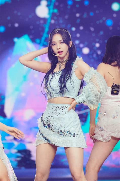 에스파 카리나 스타랭킹 女아이돌 3위…상위권 유지 네이트 연예