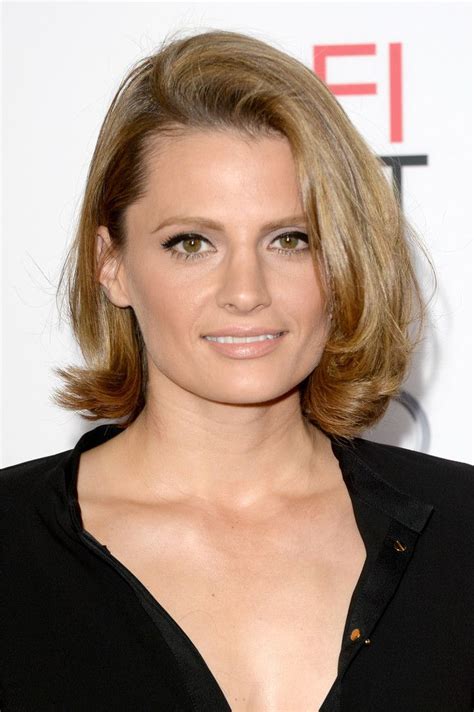 Stana Katic Photostream Hollywood Hair Short Hair Makeup Easy Hairstyle Video