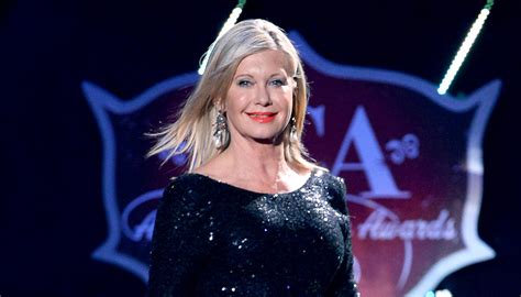 Olivia Newton John Is Battling Cancer For The Third Time Olivia