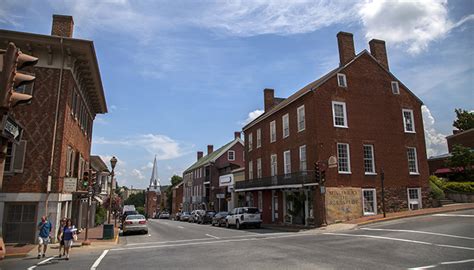22 Virginia Small Towns Youre Going To Love Virginias