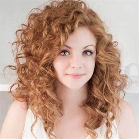 50 Breathtaking Strawberry Blonde Ideas In 2020 Curly Girl Hairstyles Curly Hair With Bangs