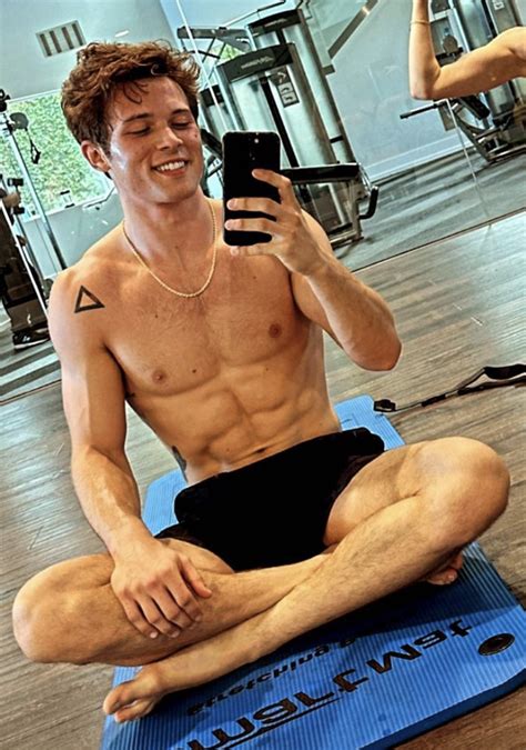 Alexis Superfan S Shirtless Male Celebs Leo Howard Shirtless Ig Story