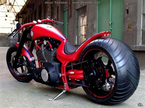 Hot Moto Speed Harley Davidson Motorcycles
