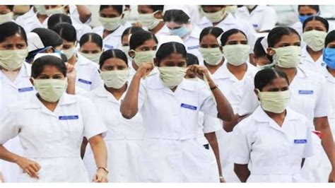 दिल्ली कल से काला रिबन बांधकर काम करेंगी नर्सें Delhi Nurses Will