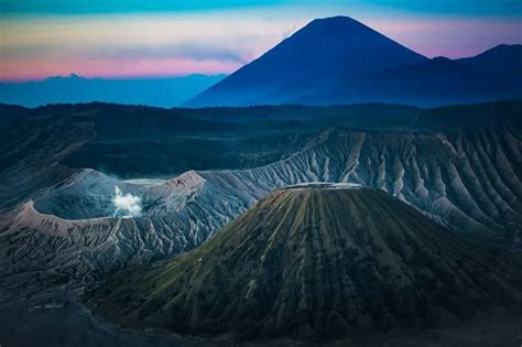 Mount Bromo Ijen Crater Tour D N Mt Bromo Travel Agent