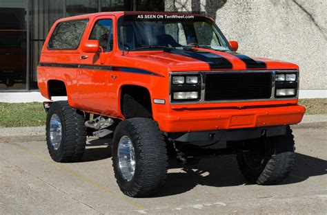 Orange Blazer Lift Truck Lifted Chevy Trucks Chevy Trucks Chevrolet