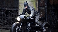 The Batcycle in Matt Reeves’ The Batman: A Hint Of The Movie's Overall ...