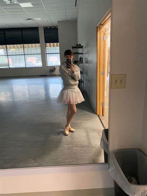 pin by kissmy ass on ballet in 2022 mirror selfie scenes selfie