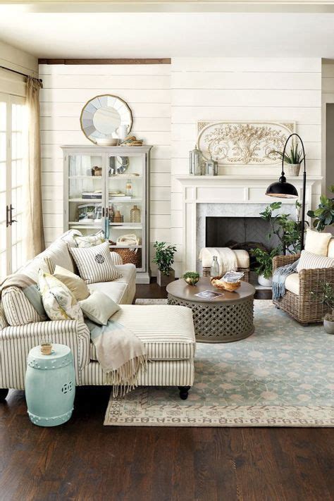 There are country farmhouse style wall art, centerpieces, wreaths, furniture and much more. oldfarmhouse: "Cape Cod Farmhouse Via The farmhouse ...