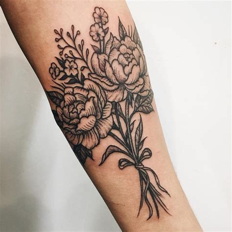 35 Best Flower Tattoos For Men Pulptastic