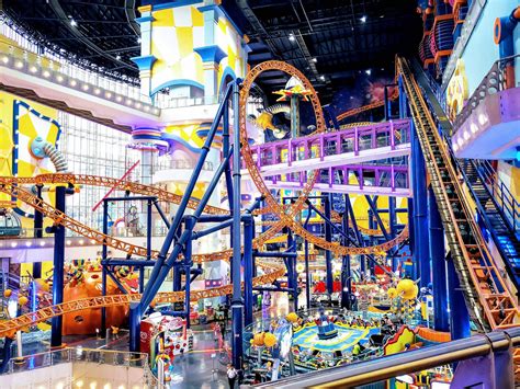 Shopping Malls And Amusement Parks Pouyon