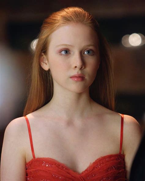 Hot Pictures Of Molly C Quinn Are Just Too Yum For Her Fans The Viraler