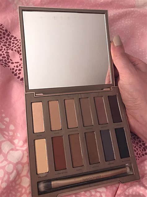 I Got Naked Urban Decay Naked Eyeshadow Palette Review Swatches Hot