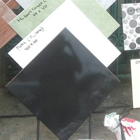 Keramik lantai warna hitam uk.40x40 merk Arwana GRATIS ONGKIR | Shopee