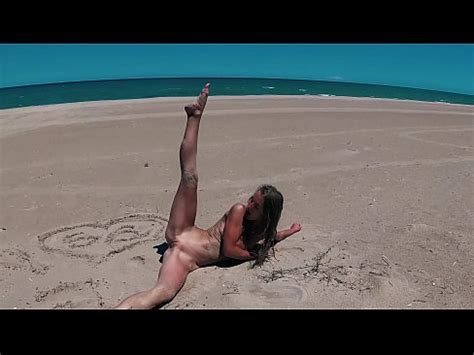 Russian Girl Sasha Bikeyeva Beautiful Naked Babe Girl With Perfect Figure Dances On The Playa