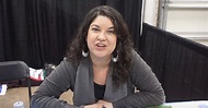 Colleen Clinkenbeard Biography - Facts, Childhood, Family Life ...