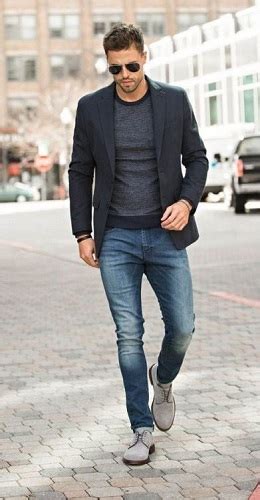 What To Wear Under A Blazer 8 Tips For Men 2023