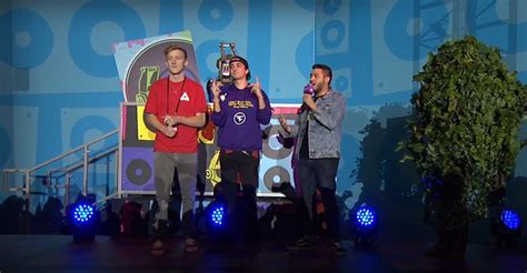 Creadores de torneos de fortnite. Fortnite Fall Skirmish Grand Finals TwitchCon Tournament ...