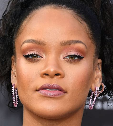 Mark Your Calendars Rihannas Coveted Fenty Beauty Line Launches At