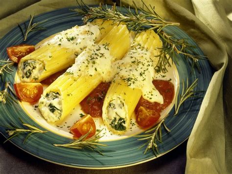 Cannelloni Pasta With Ricotta Filling Recipe Eatsmarter