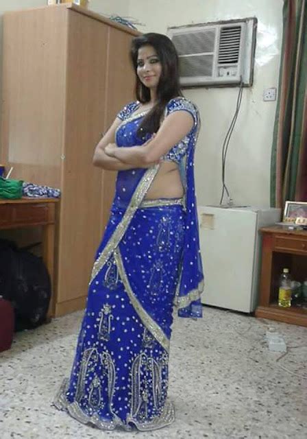 girls cloth women fashion desi girls and mom beautifull indian sexy hot desi look collection