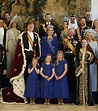 Dutch Royal Family 2013 The dutch royal family posed | Королева максима ...