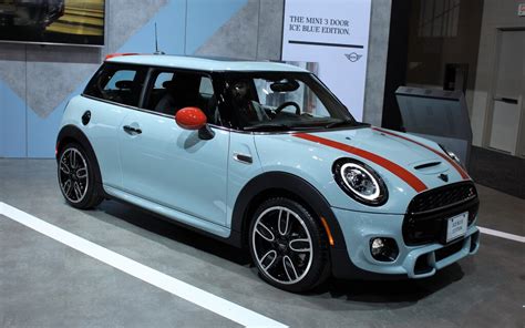 Mini Cooper S 3 Door Ice Blue Edition Launched In Toronto The Car Guide