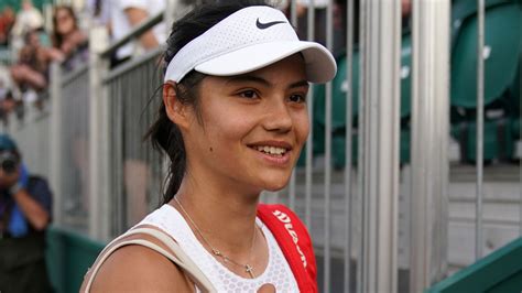 Emma Raducanu tipped for a brilliant future as she continues her dream Wimbledon run - Top 