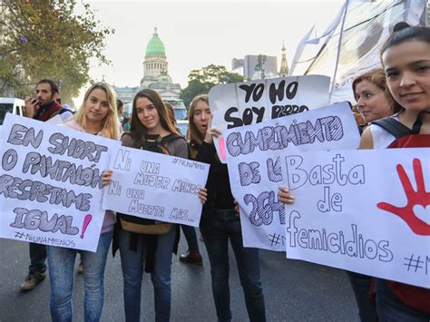 Bajo La Consigna Ni Una Menos Se Realizaron Marchas En Todo El País